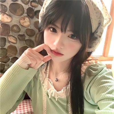 雨中的女人