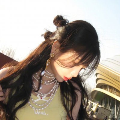 泳池派对大屠杀